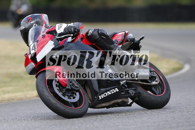 Archiv-2025/32 07.07.2025 Plüss Moto Sport ADR/Freies Fahren/44